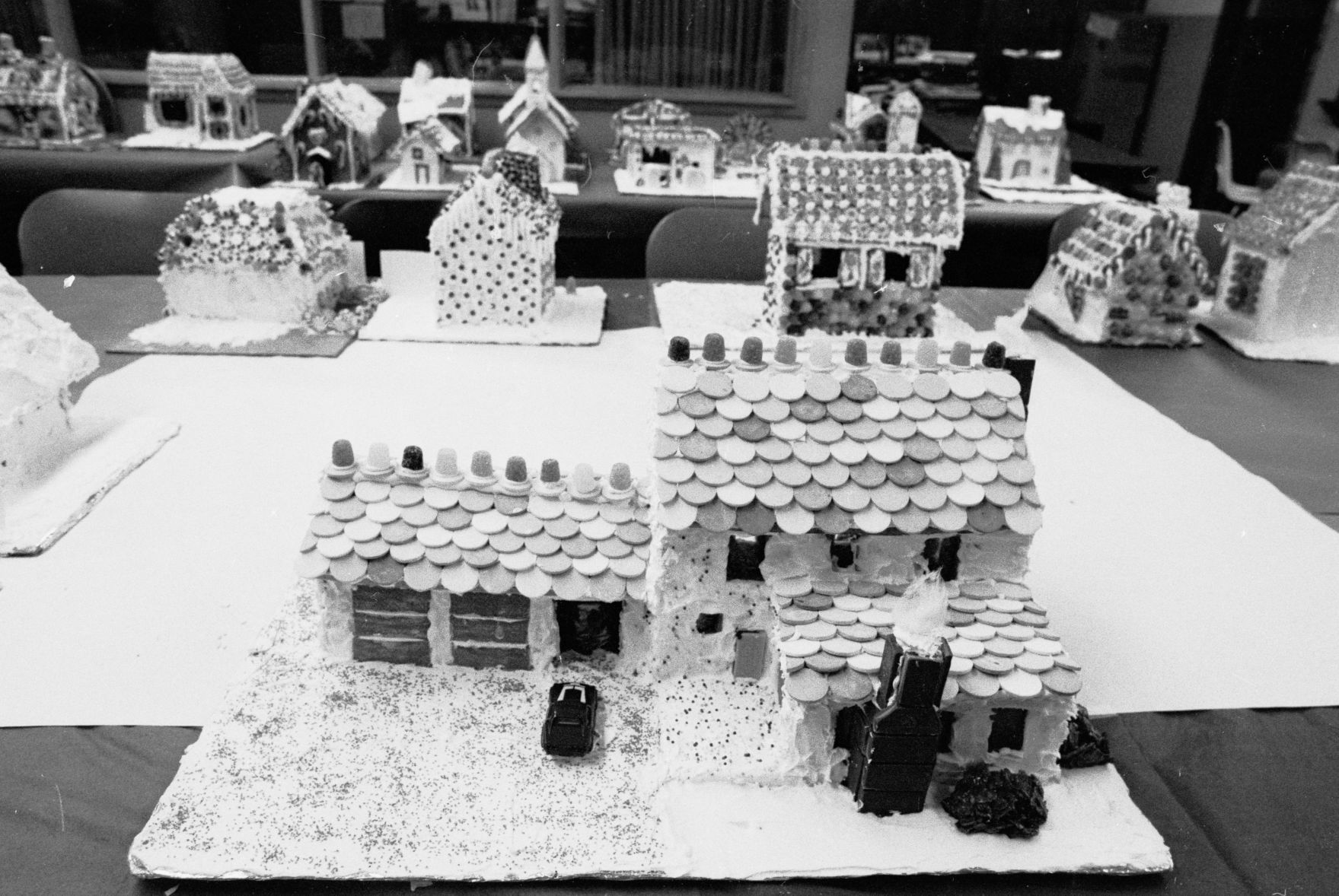 Gingerbread houses at Senior High, 1986